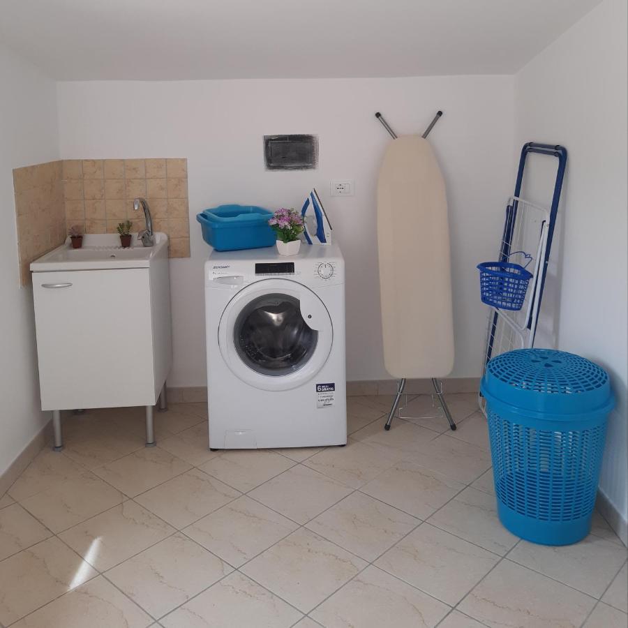 Alla villa Noto Esterno foto